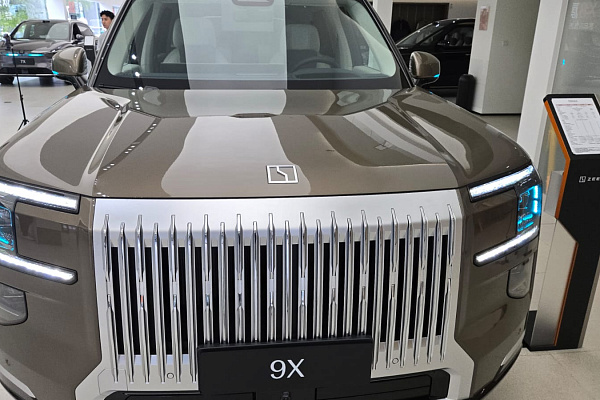 Наличие автомобилей Zeekr 9x в Китае готовых к заказу!