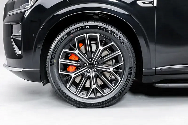 Zeekr официально проведёт техническую премьеру автомобиля Zeekr 8X