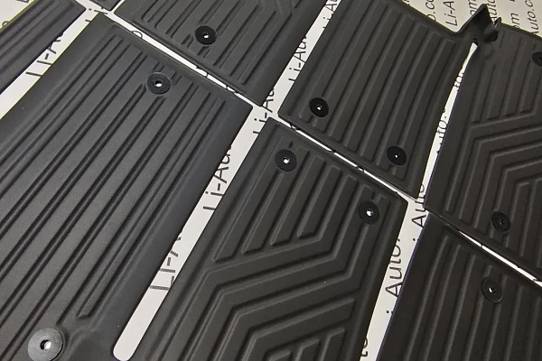 Коврики со съемным ворсом в салон автомобиля ZEEKR 9X