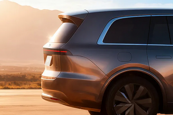 Фотографии нового Lixiang Li L9 2026 года