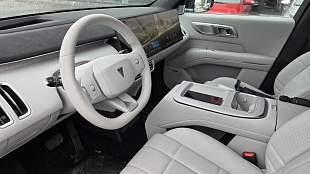 Продаётся автомобиль с пробегом Deepal s09 в максимальной комплектации Ultra+ Год выпуска 2025, пробег 24.000 километров.