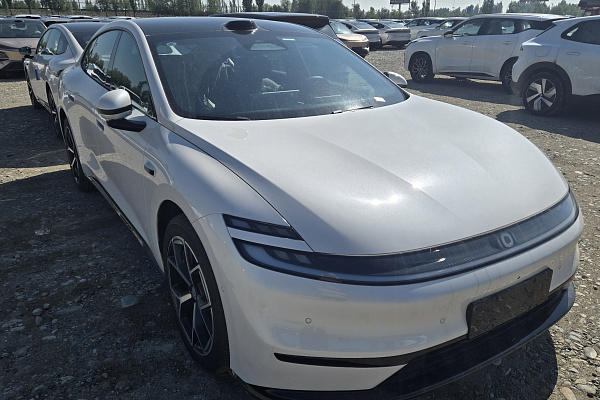 Гибридный автомобиль Qiyuan (Чанган) А06