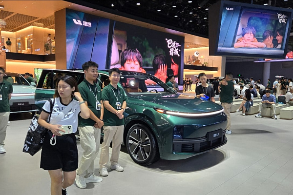 Lixiang (Li-Auto) - теряет рынок сбыта и несёт убытки!