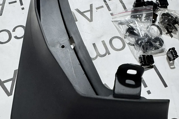 Брызговики для ZEEKR 9X черные матовые 