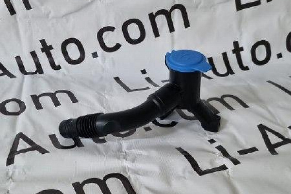 Горловина бачка омывателя Lixiang