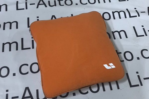 Брендированный плед - подушка LIXIANG