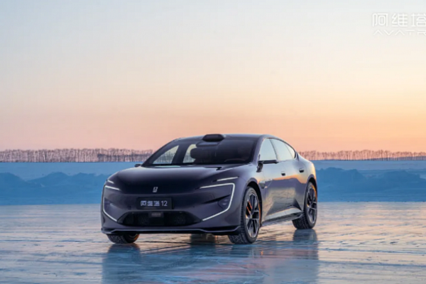 На что может рассчитывать заказчик Avtr 12 за 299 900 юаней?